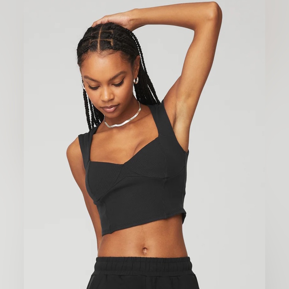 Alo Yoga Sweetheart Ribbed Top